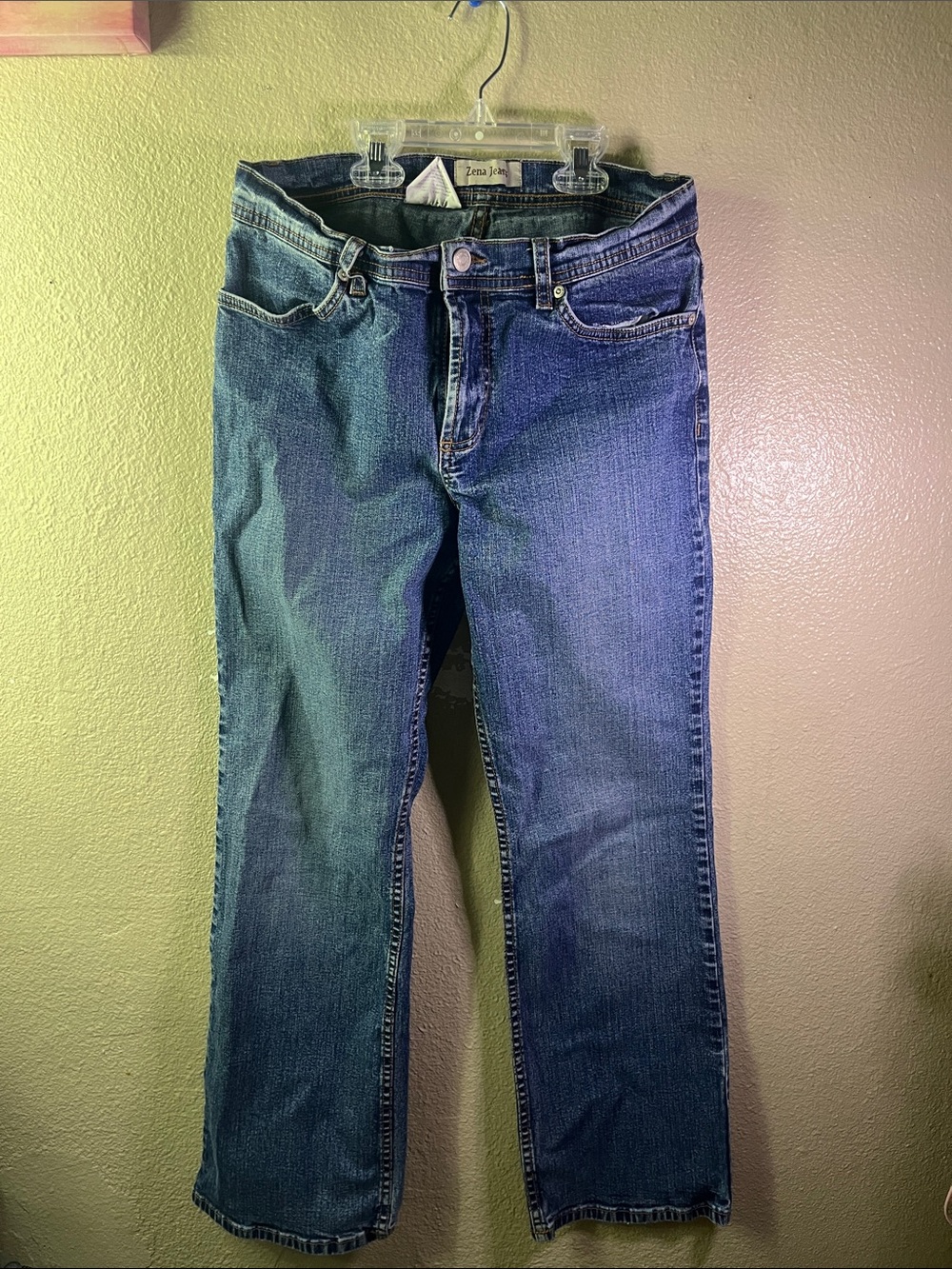 Zenna Vintage Women's Straight Jeans in Blue Denim SZ 8 fits Lowrise/Midrise